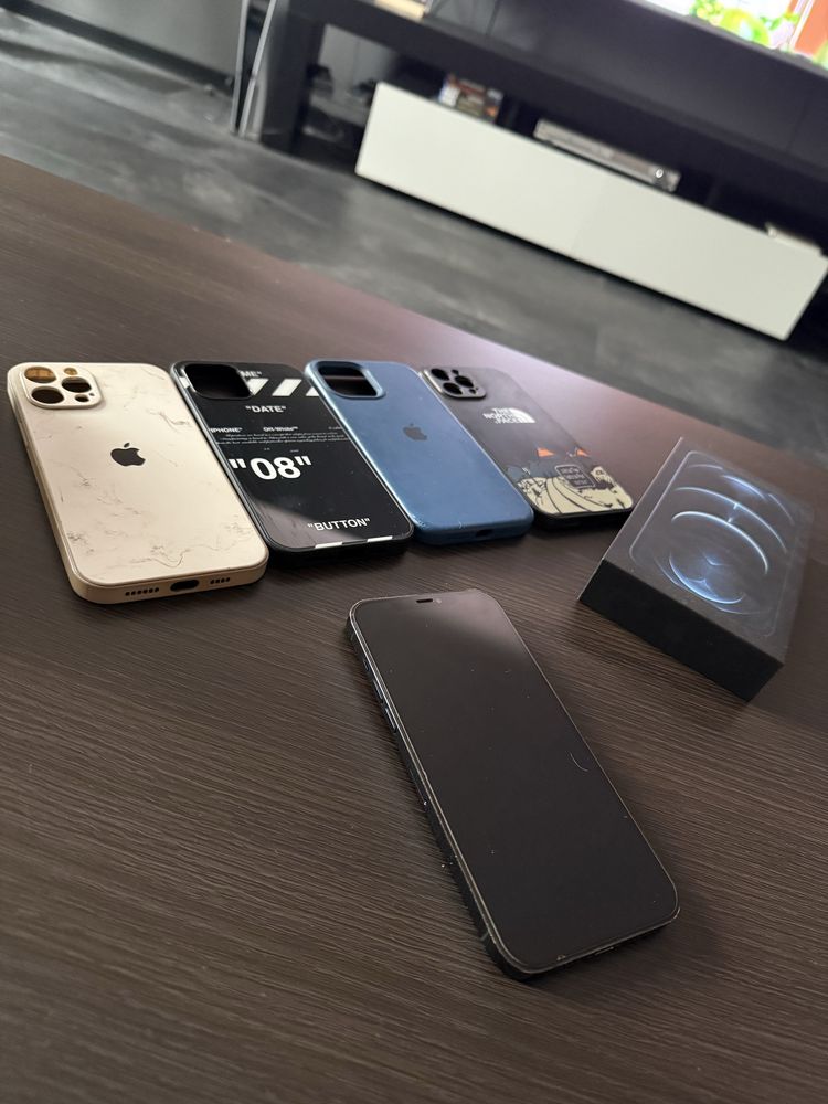 Iphone 12 Pro Max +4 etui