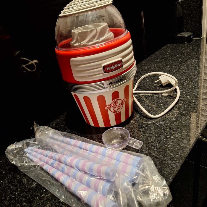 Eletrodomésticos - máquina de pipocas