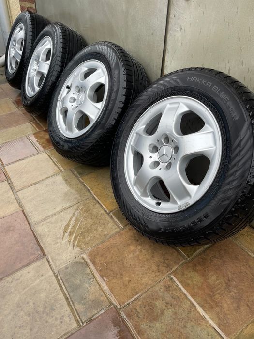 Диски з шинами mersedes ml r17 235/65 r7 мерседес мл