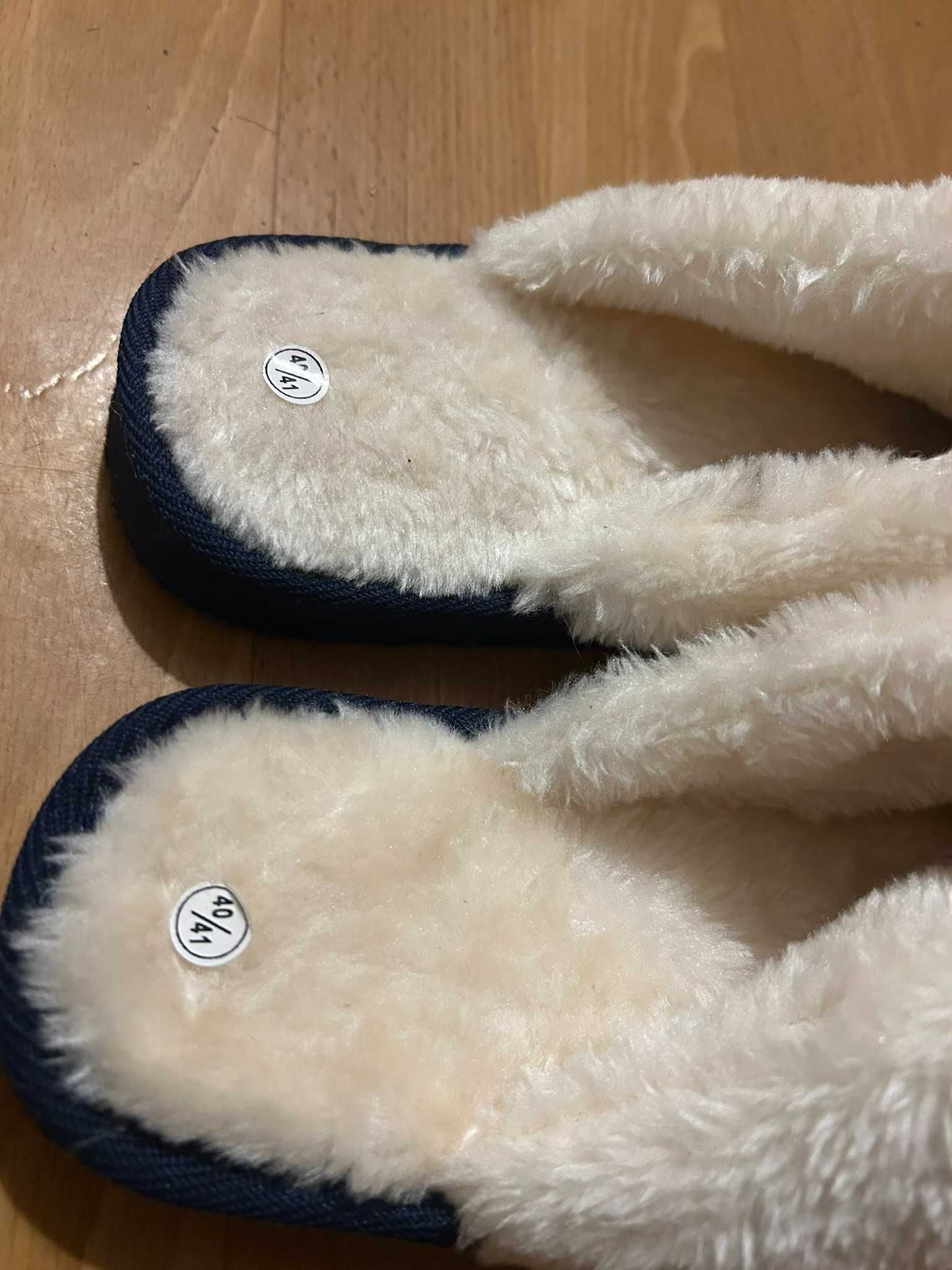 Modne kapcie w rozmiarze 40/41