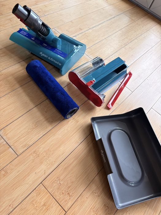 Dyson Elektroszczotka V15, użyta raz na próbę. Idealny do mycia podlóg