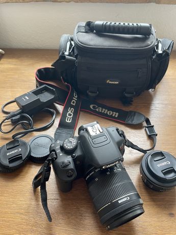 Camera Canon T5i