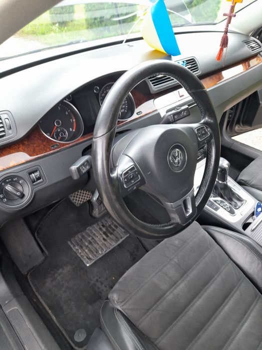 Автомобіль Volkswagen