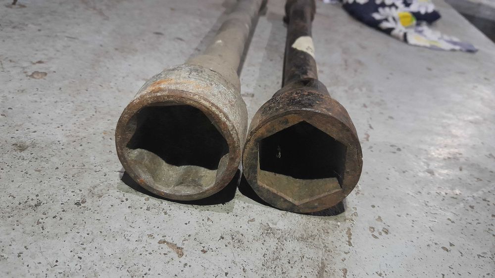 КЛЮЧ Балонный грузовой колесный 22Х38 КВАДРАТ ПОД ФУТОРКУ КРАЗ ЗІЛ ГАЗ