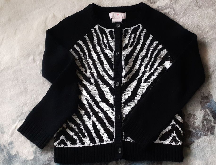 Czarny sweterek, sweter zapinany, cekiny, zebra 116 cm