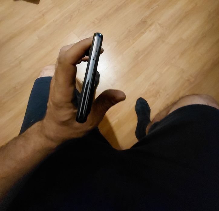 Samsung A72 5G 100€