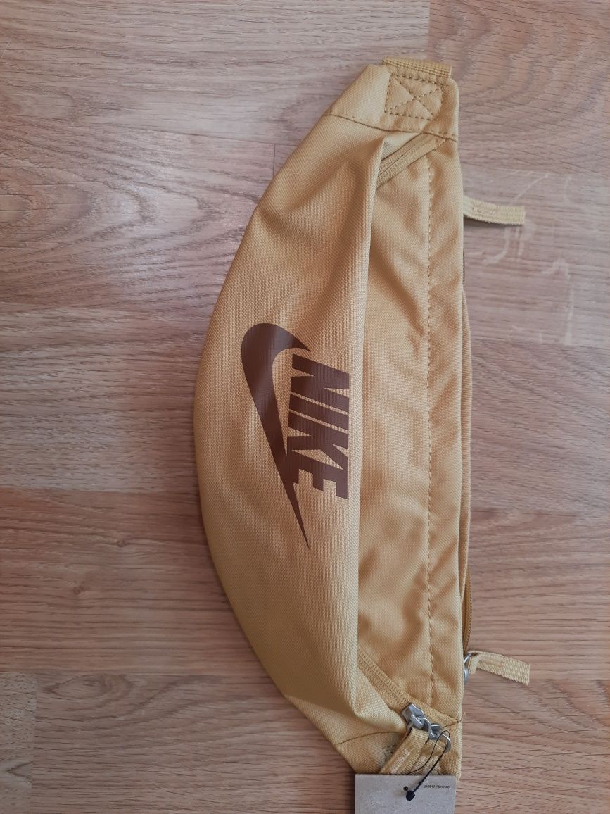 Чоловіча сумка бананка Nike Heritage Waistpack DB0490-725
НП 8 
Липови