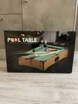 pool table / bilhar