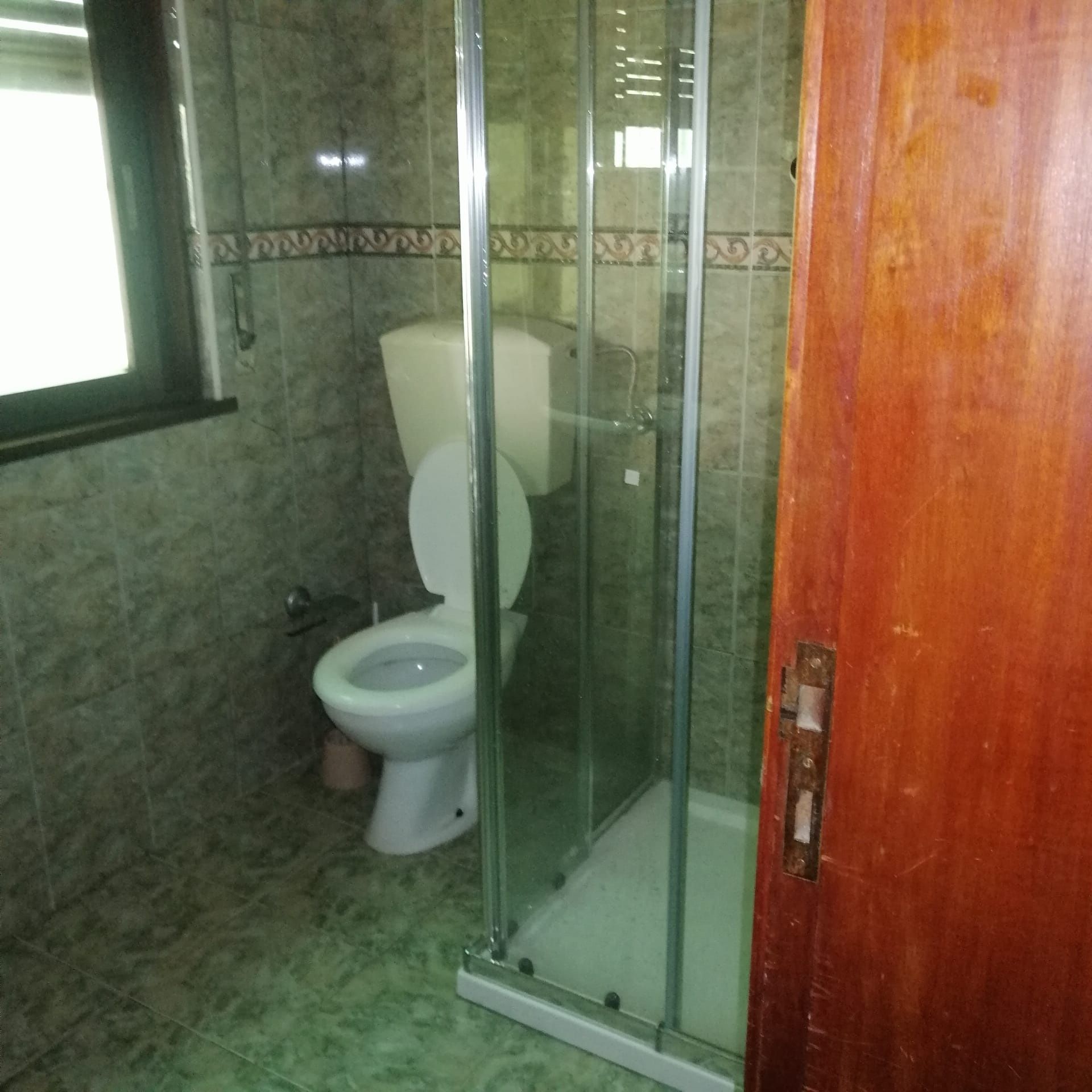 Quartos em vivenda rapazes  ESTUDANTE-Rua do Brasil