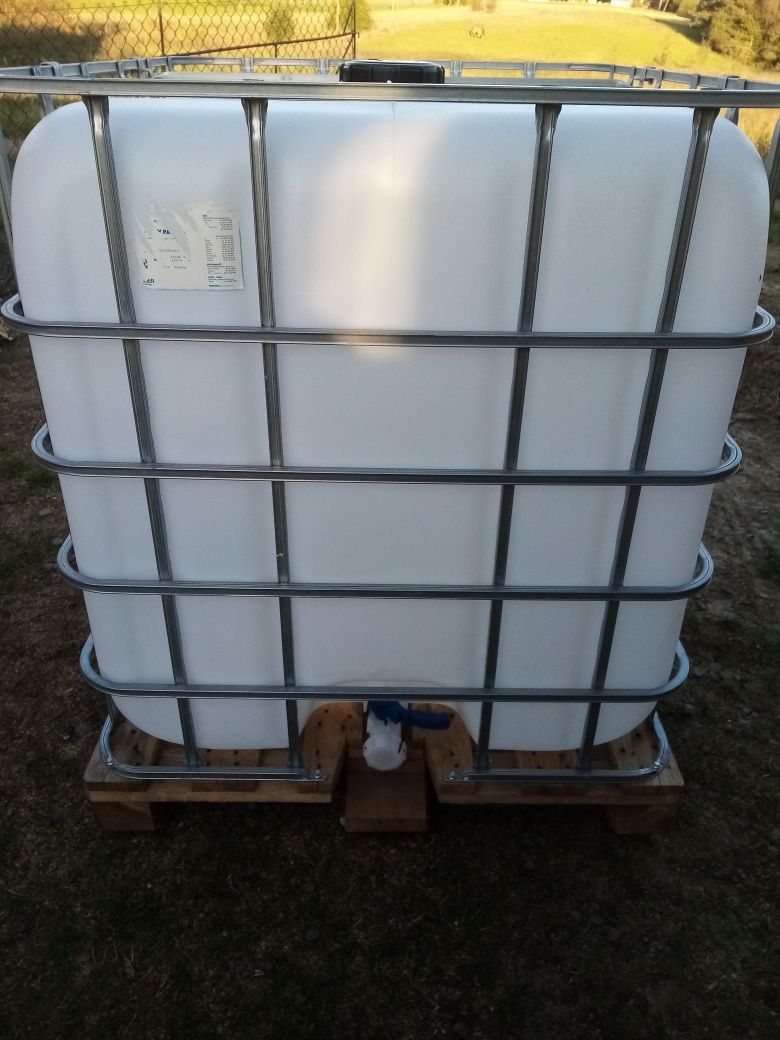 Mauzer 1000 litrów czyste