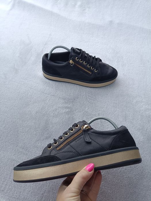 Женские кроссовки кожа Geox р39