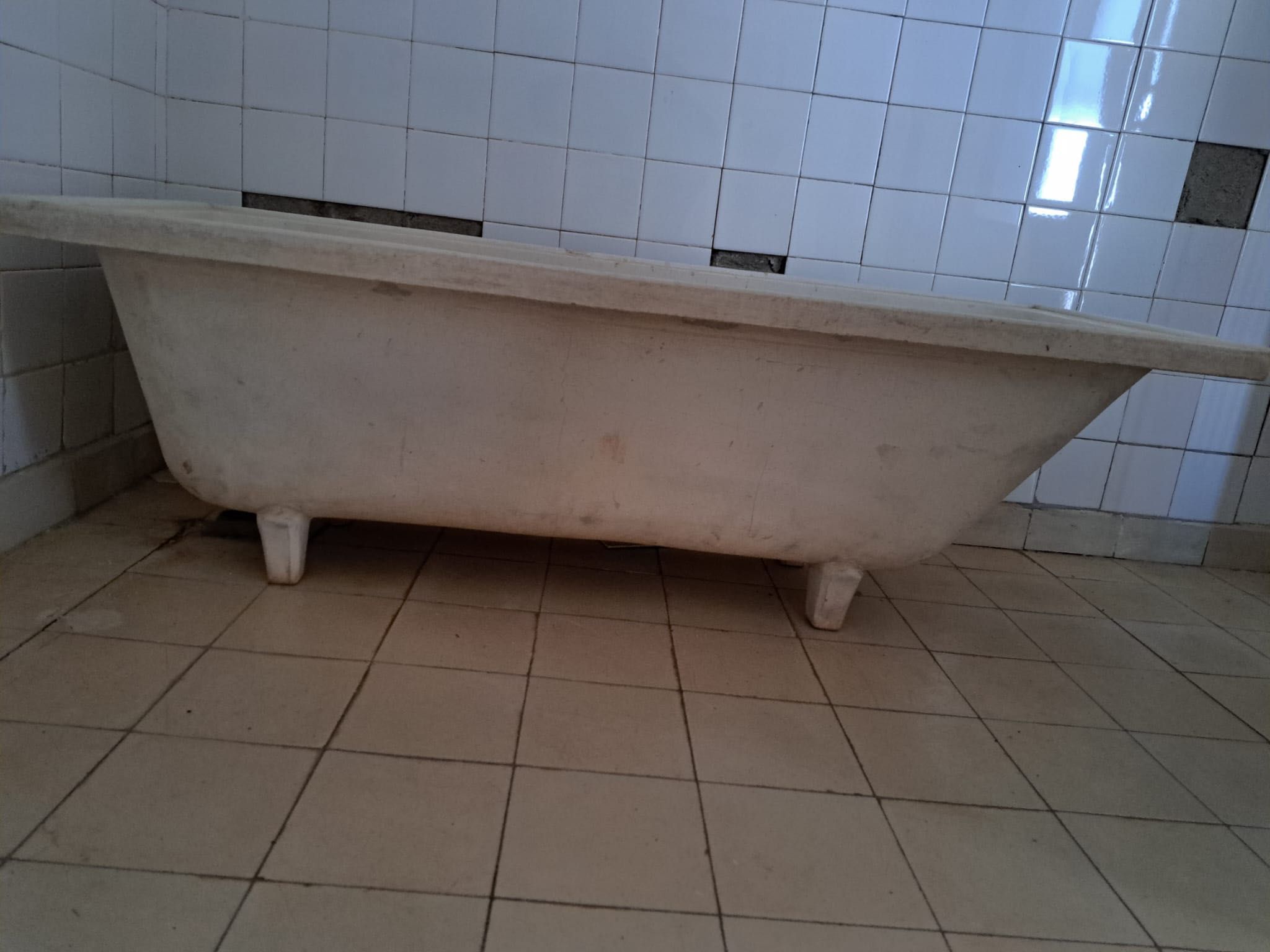 Banheira de Pedra Antiga