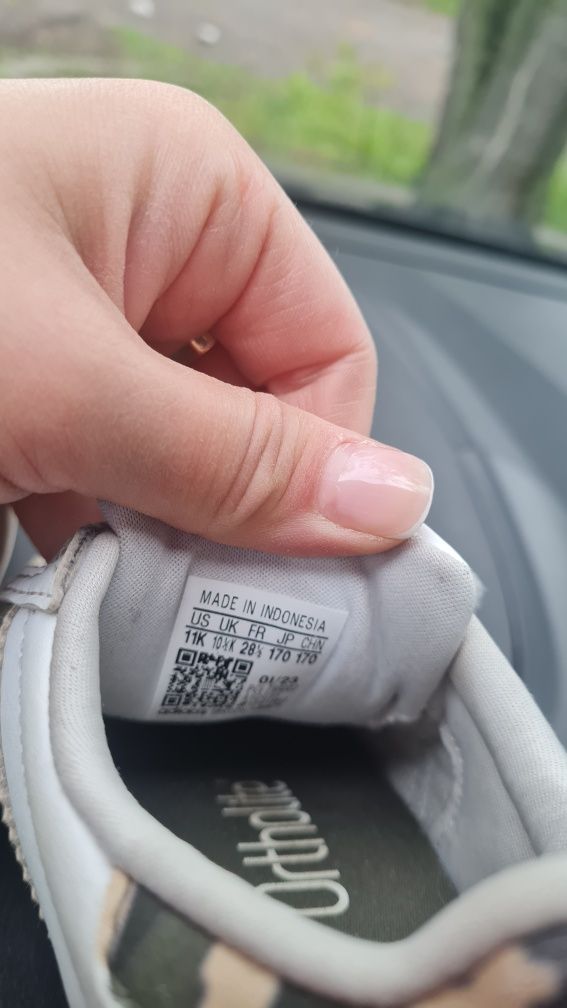 Adidas Superstar r 28 1/2
