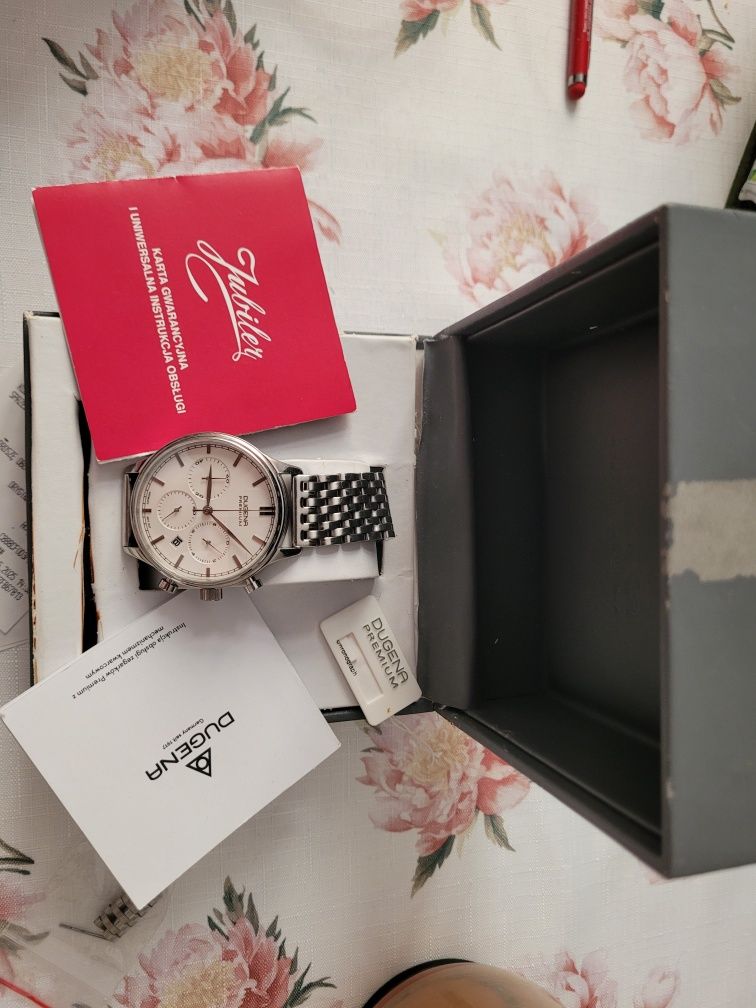 Przepiękny  zegarek chronograph DUGENA Premium nową bateria