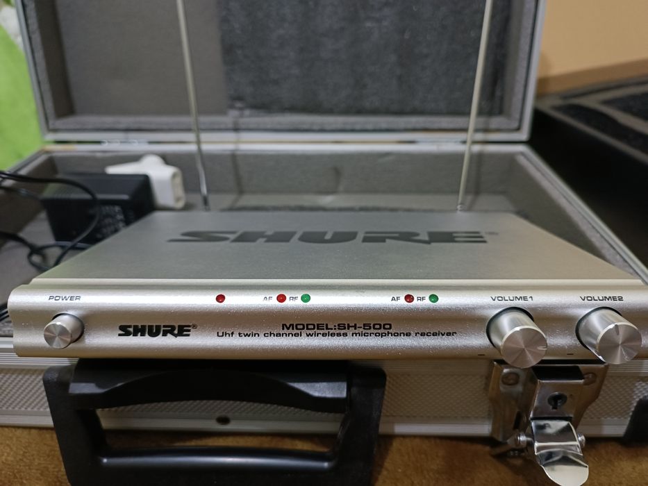 База к микрофонам Shure SH-500