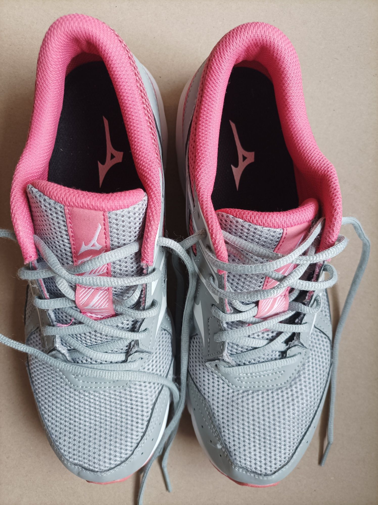 26,5cm 40,5 Mizuno buty do biegania
