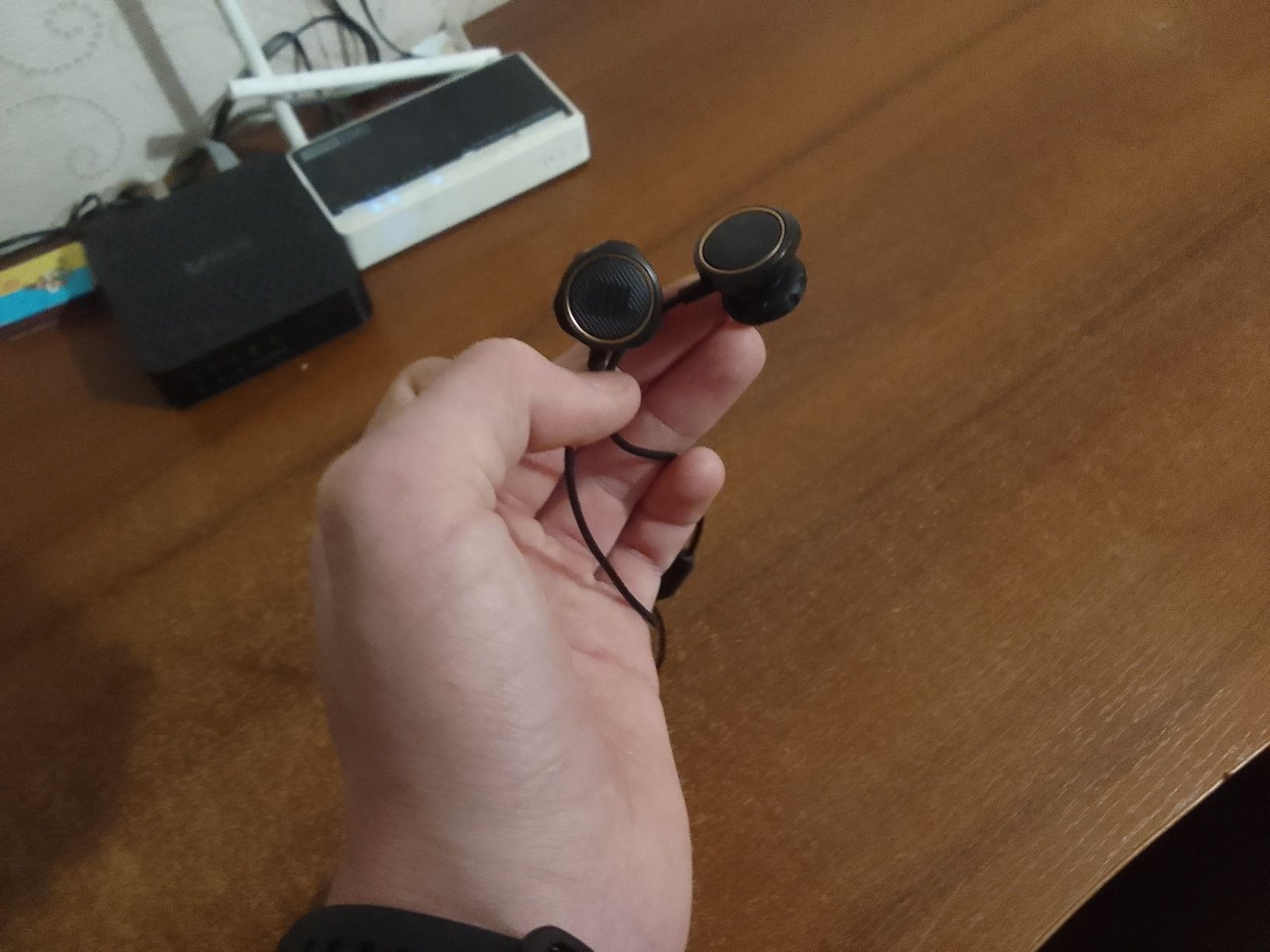 Навушники jbl вакуумні