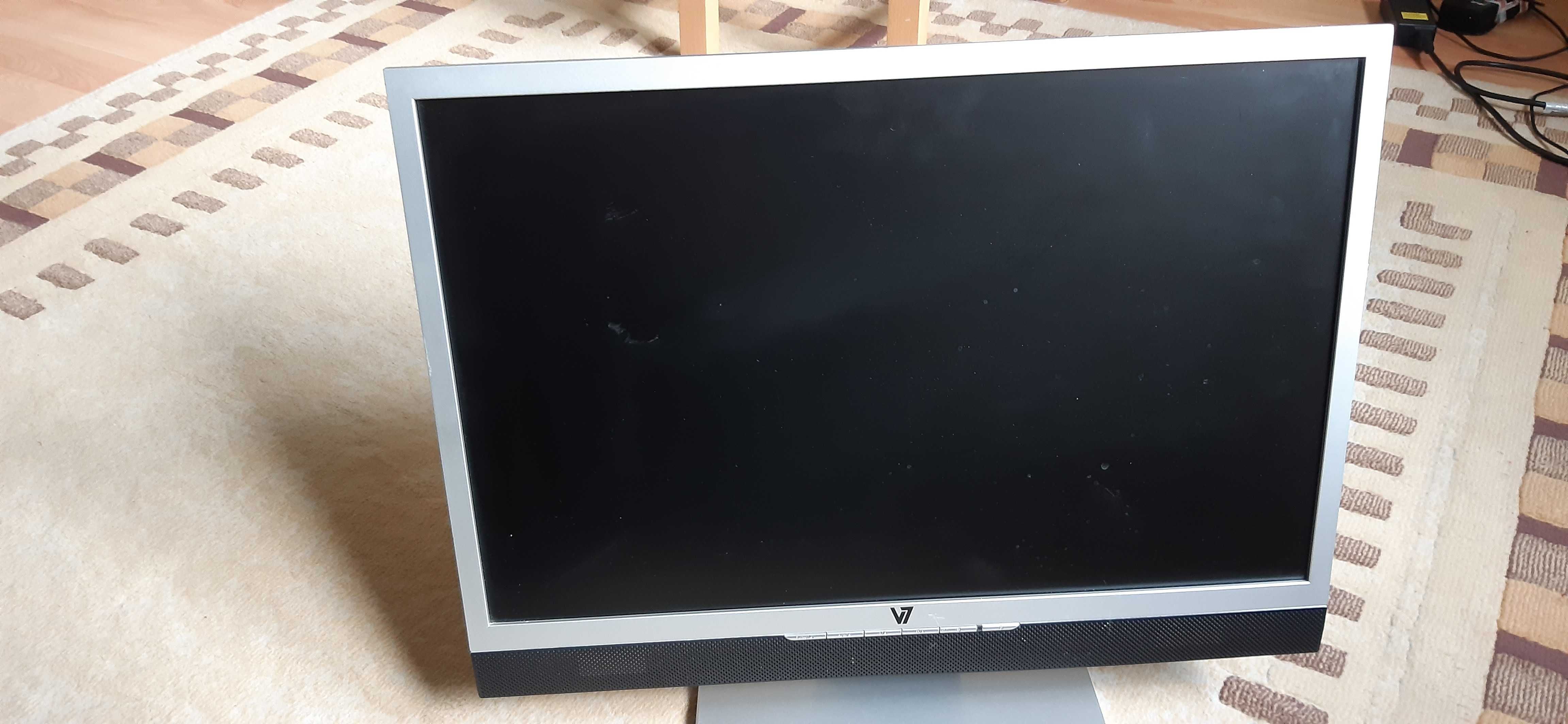 monitor  22"   53 cm jak nowy