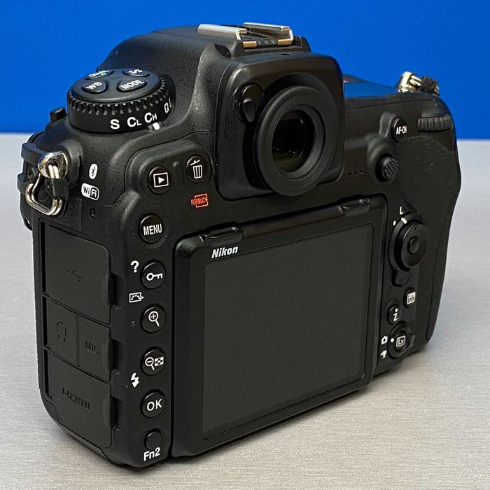 Nikon D500 (Corpo) - 20.9MP