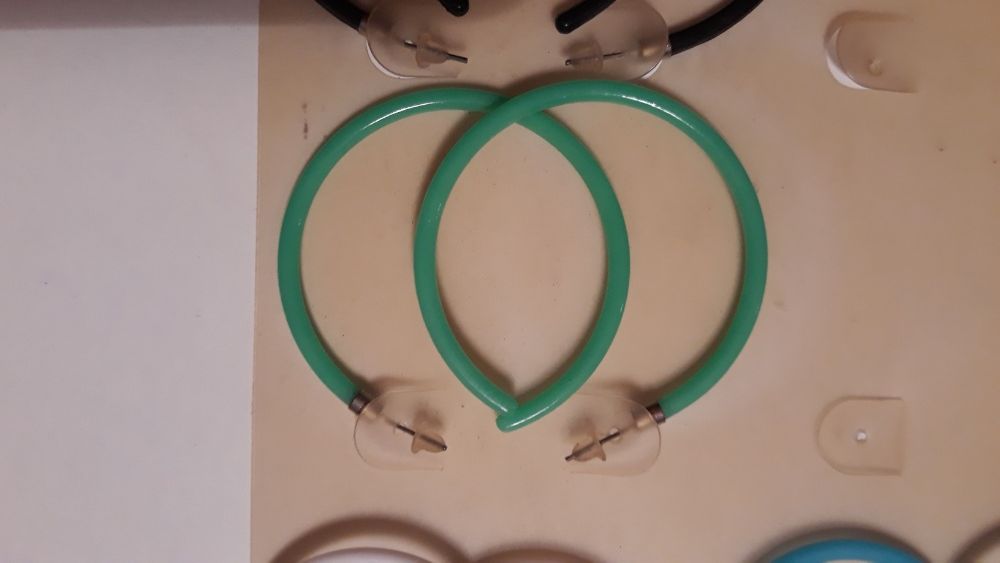 4 pares de argolas / brincos K Mimos - novas - portes incluidos