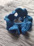 Szydełkowa gumka do włosów scrunchie