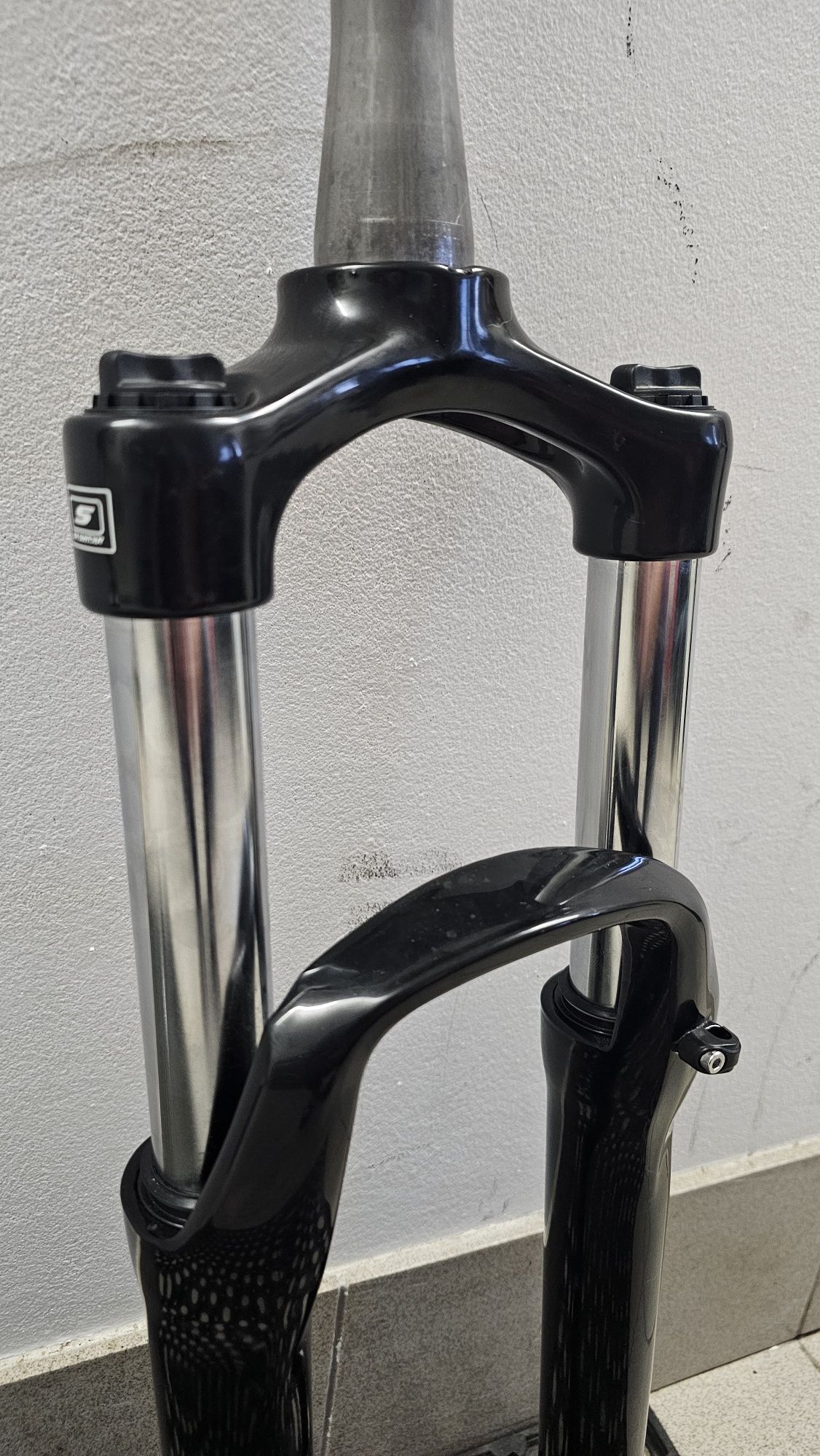 SR Suntour XCM 32 widelec amortyzator