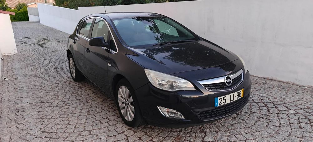 Opel Astra 1.7 CDTi Cosmo