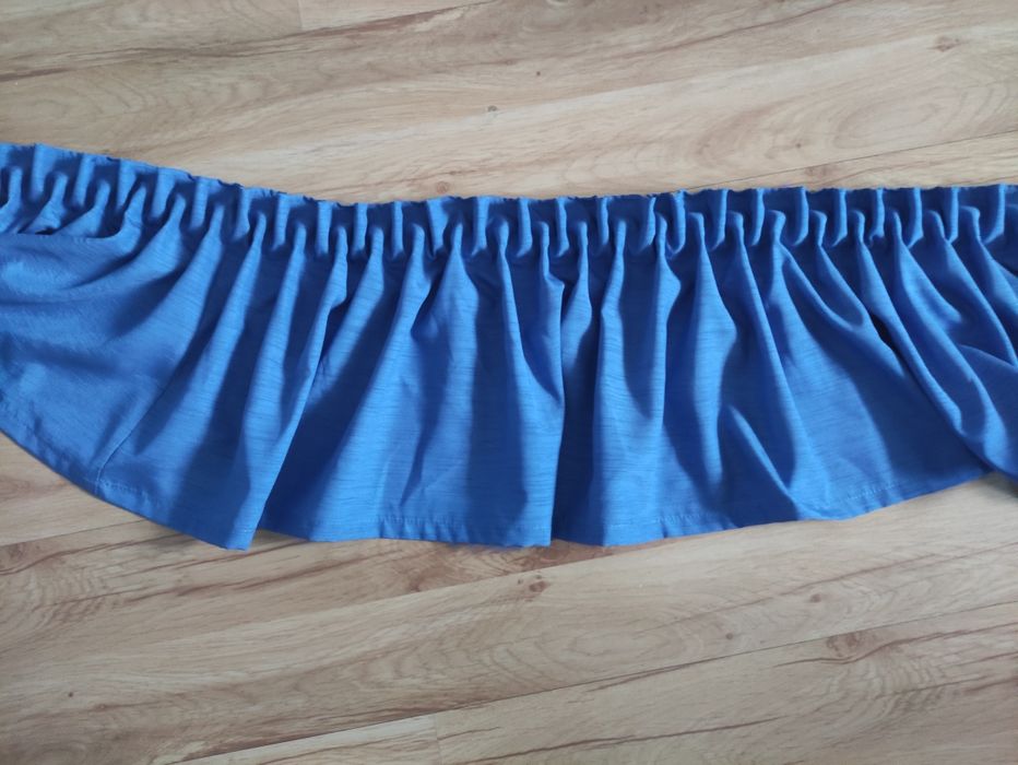 Zasłonka dekoracyjna na okno