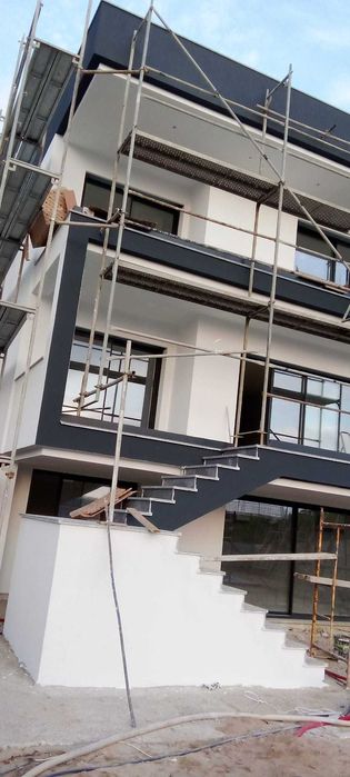 "Pinturas em geral com sofisticação e profissionalismo".