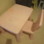 Mesa com oferta de cadeira