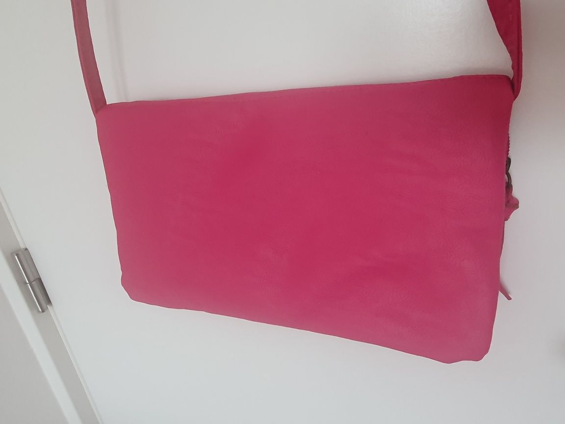 Bolsa tiracolo rosa fuschia