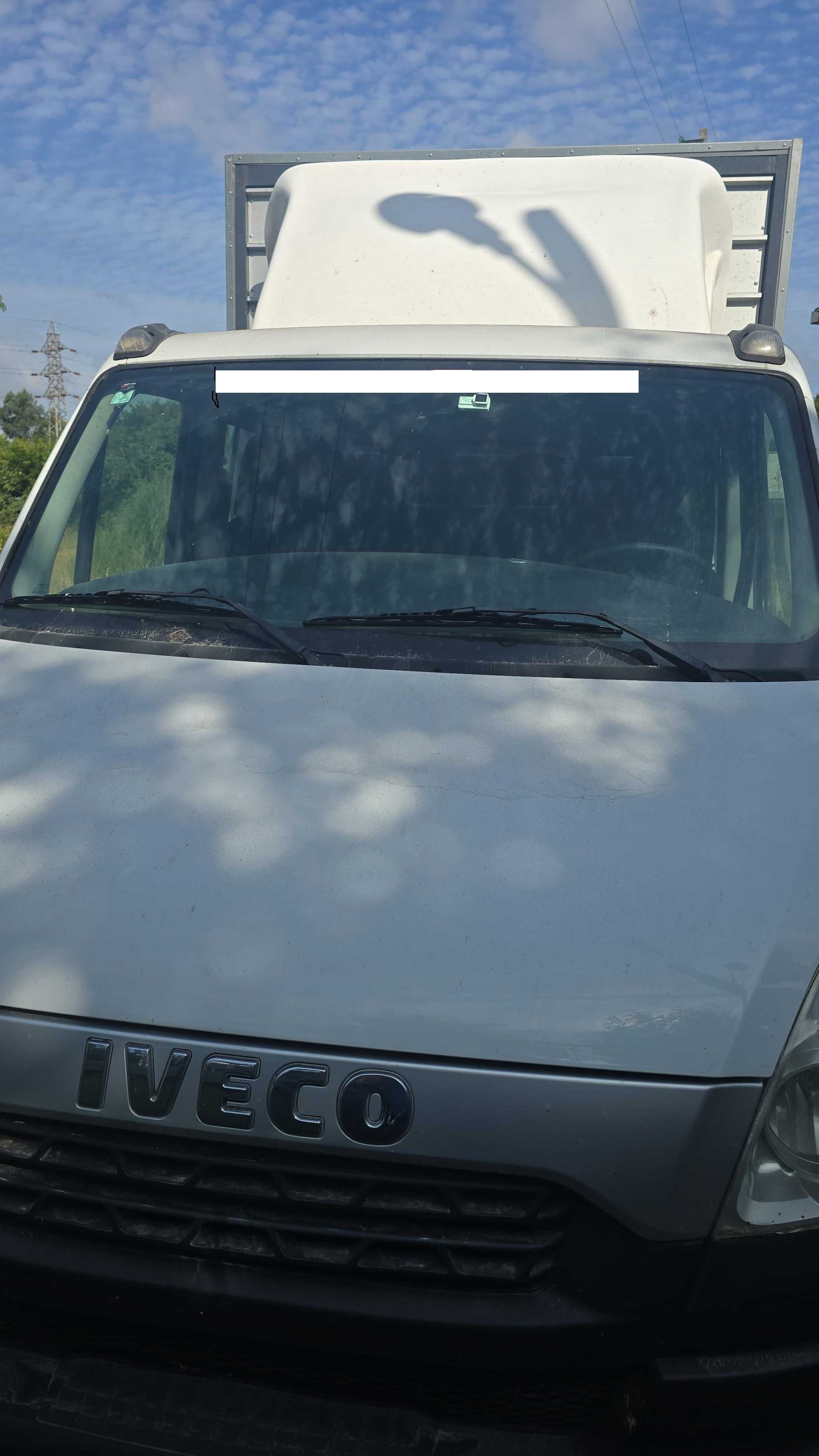 Iveco 35c15 3500 kgs 7 lugares