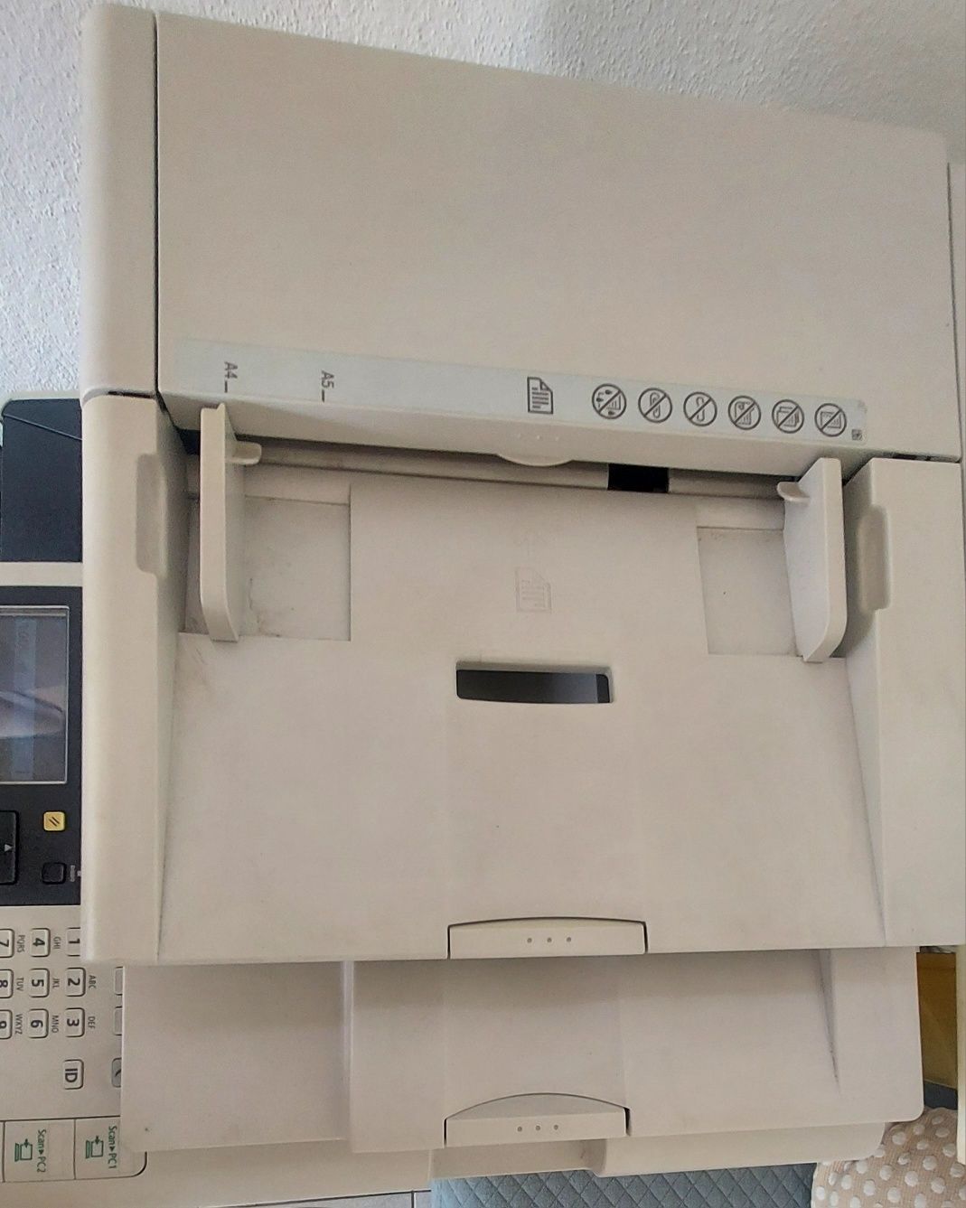 Impressora Canon i-sensys MF 8580Cdw