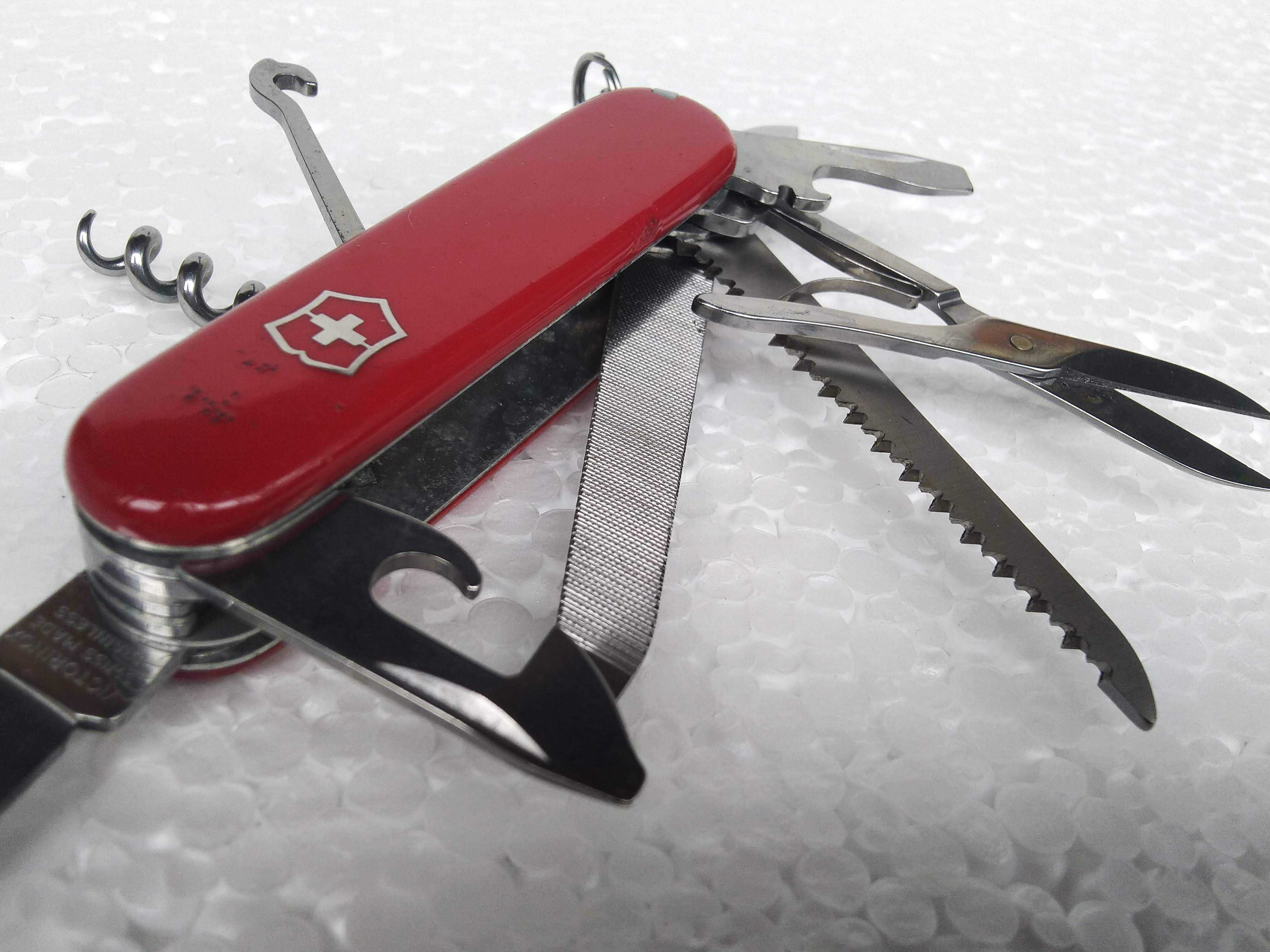 Раритетный ножик Victorinox Ranger старого образца коллекции