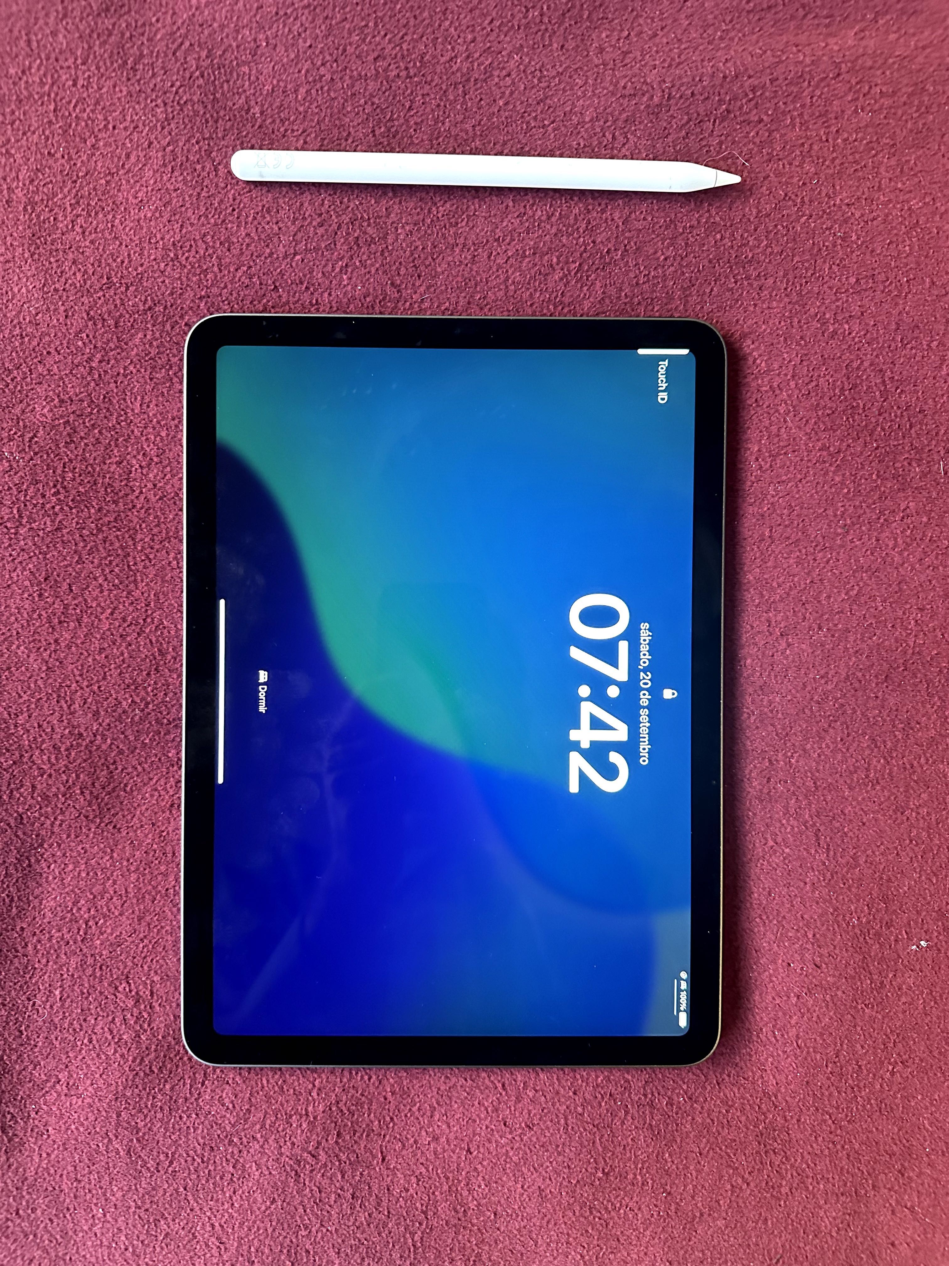iPad Air 5ª geração (2022) com Apple Pencil e hard case