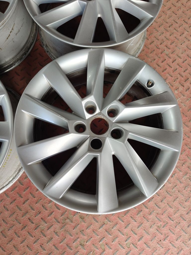 Skoda 5x112 Felgi Aluminiowe 17cali