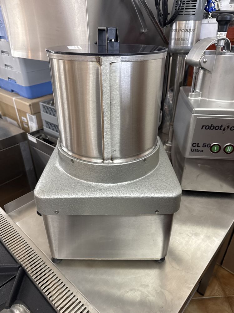 Maquina de descascar alhos de 3 a 5 kg muito nova