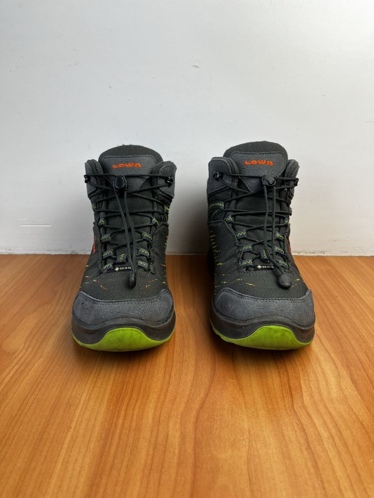 Ботинки Lowa gore-tex размер 36 оригинал треккинговые кроссовки спорт