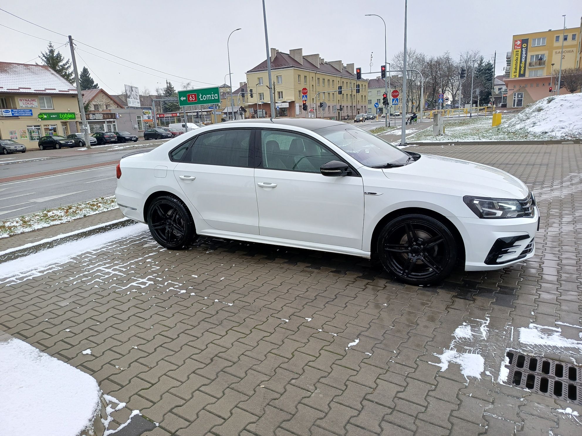 VW Passat B8 R-line Black 2.0 tsi