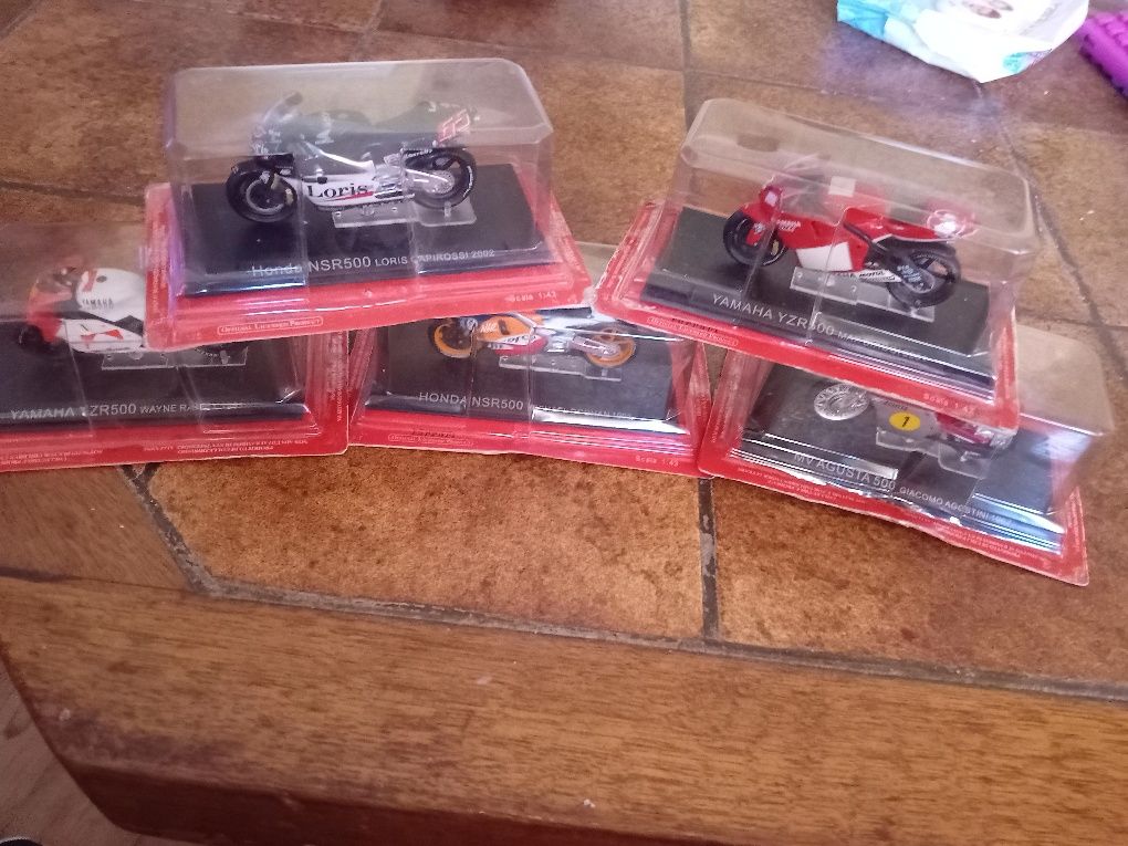 Motas competição, vários pilotos, 5 unidades  (ver fotos)