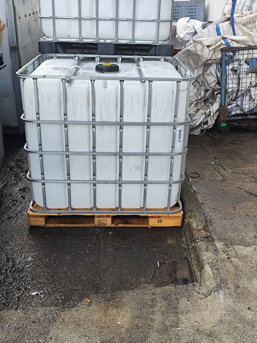Depósitos/Cubas 1000litros