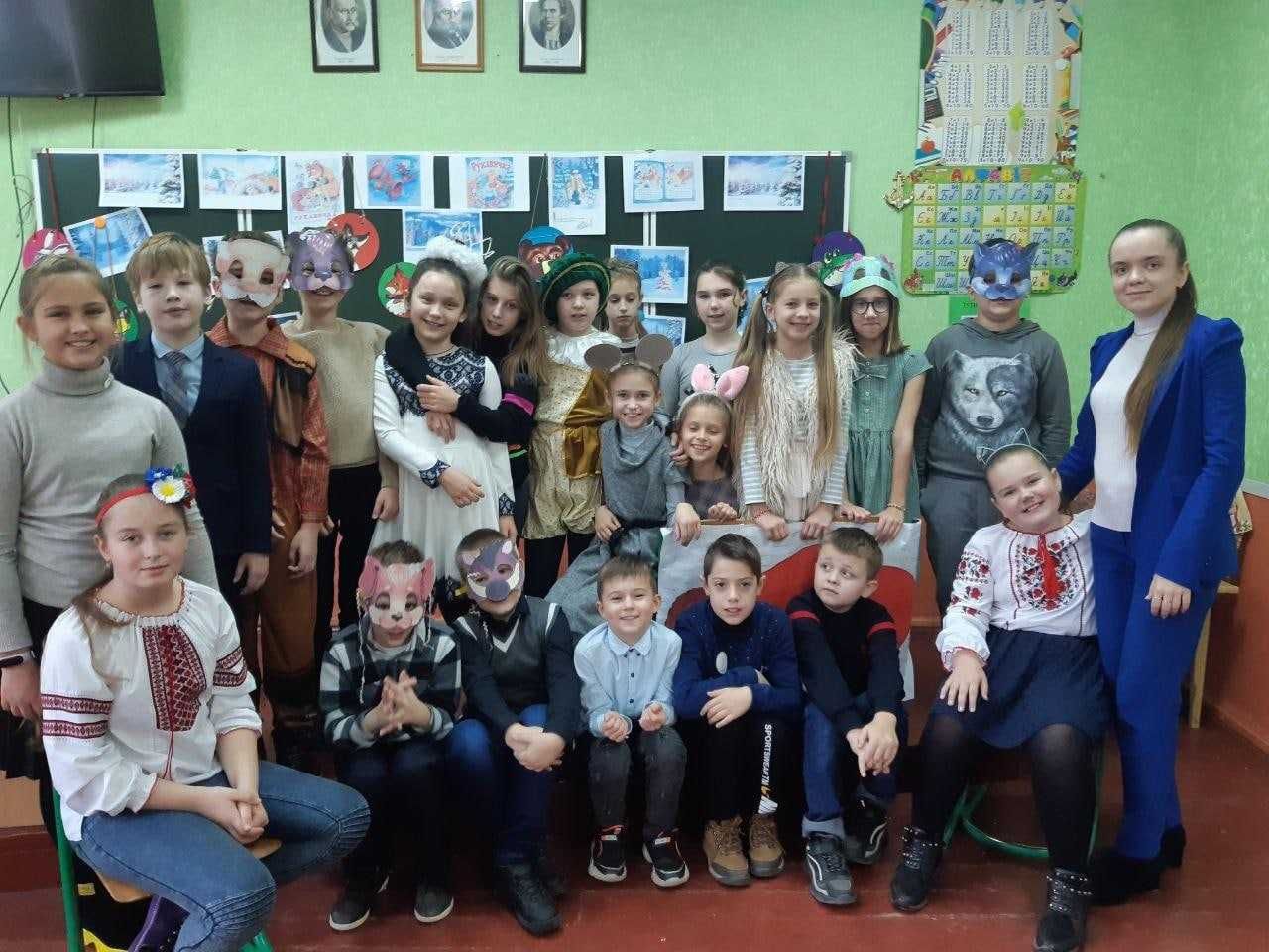 Репетитор початкових класів, підготовка до школи ( ціна мінімальна)