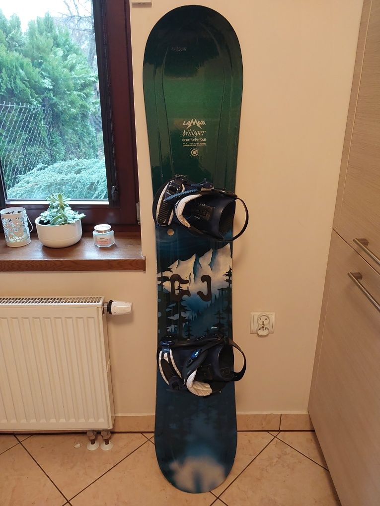 Snowboard Lamar Whisper deska 144 cm z wiązaniami SP