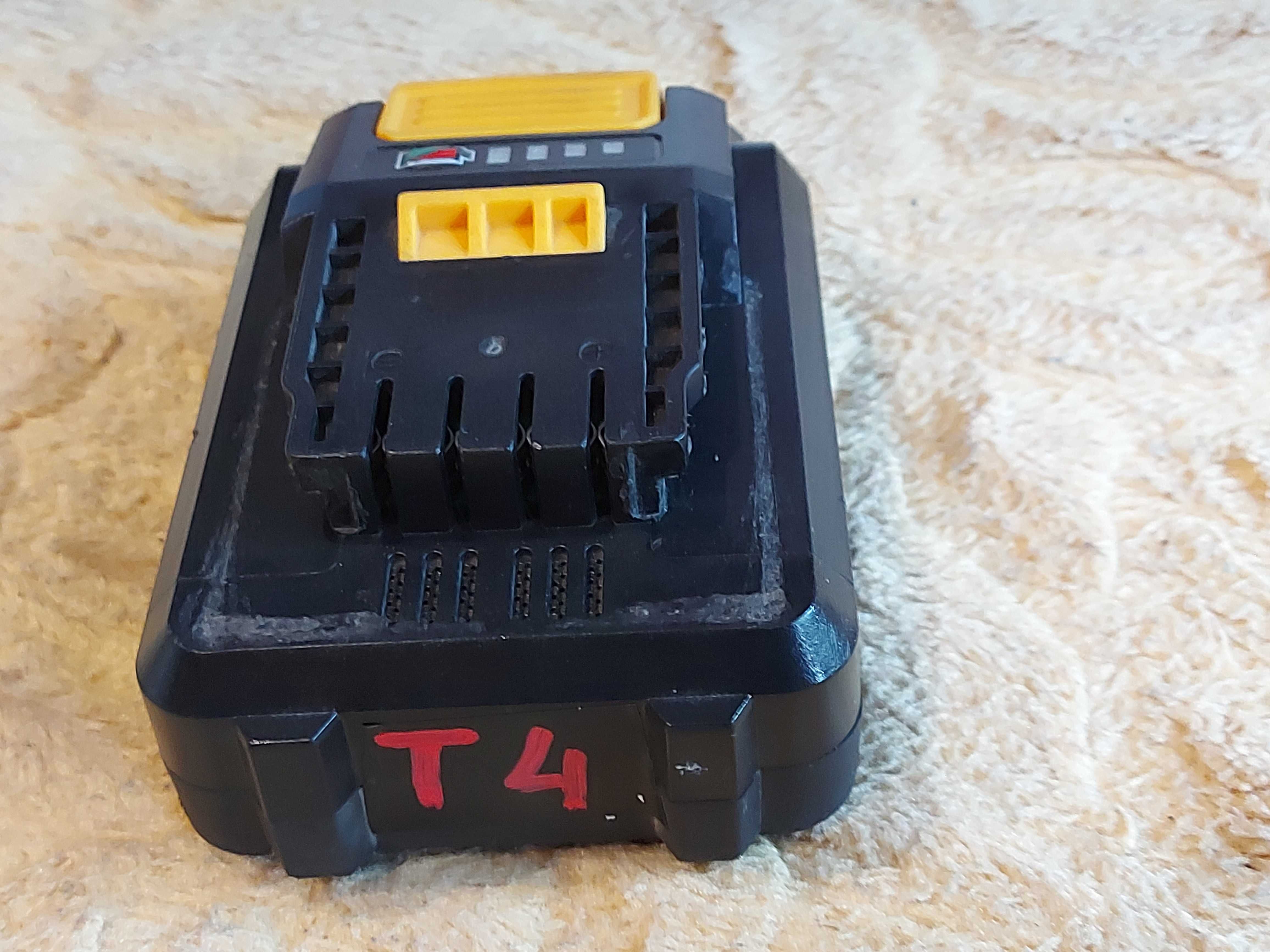 Akumulator Li-Ion Titan TXP TTB801BAT 18 V 2 Ah 2022r