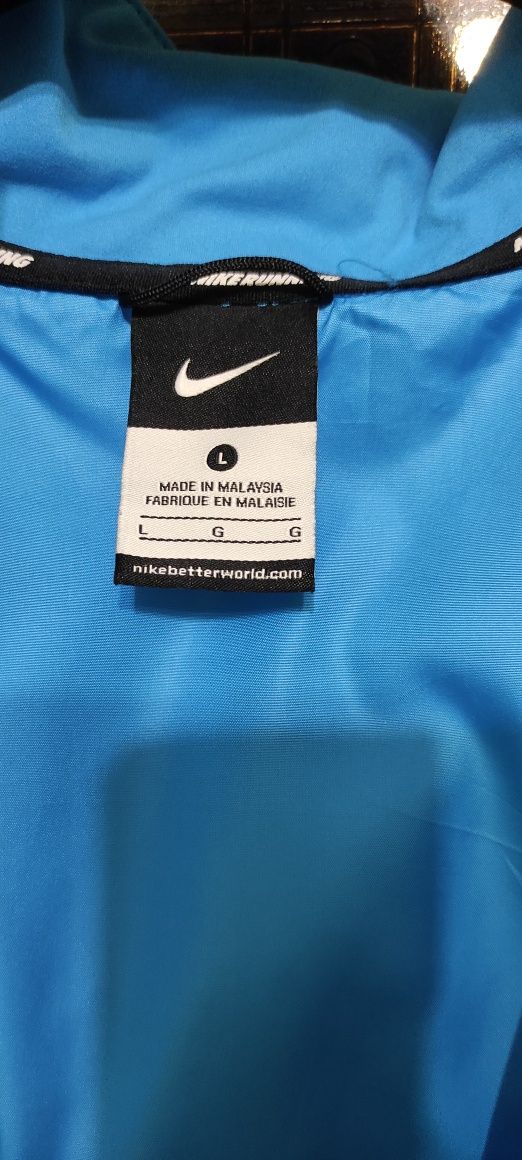 Куртка вітровка Nike original L розмір нова