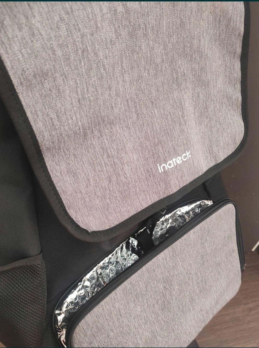 Lekki kompaktowy wózek transportowy,torba
