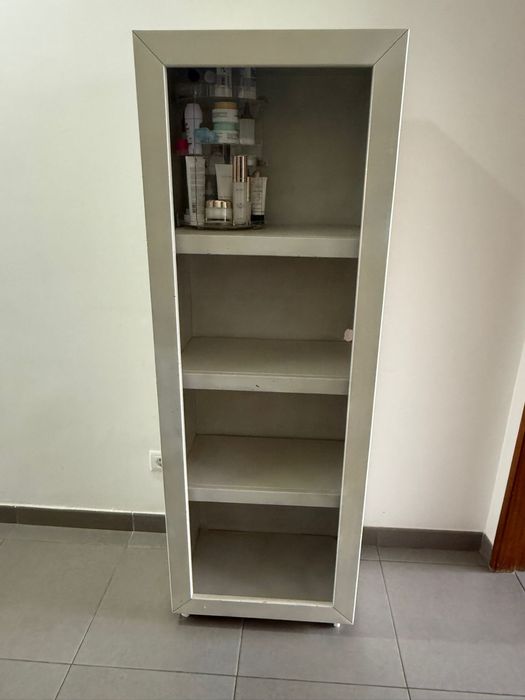 Vendo artigos para o lar em bom estado.