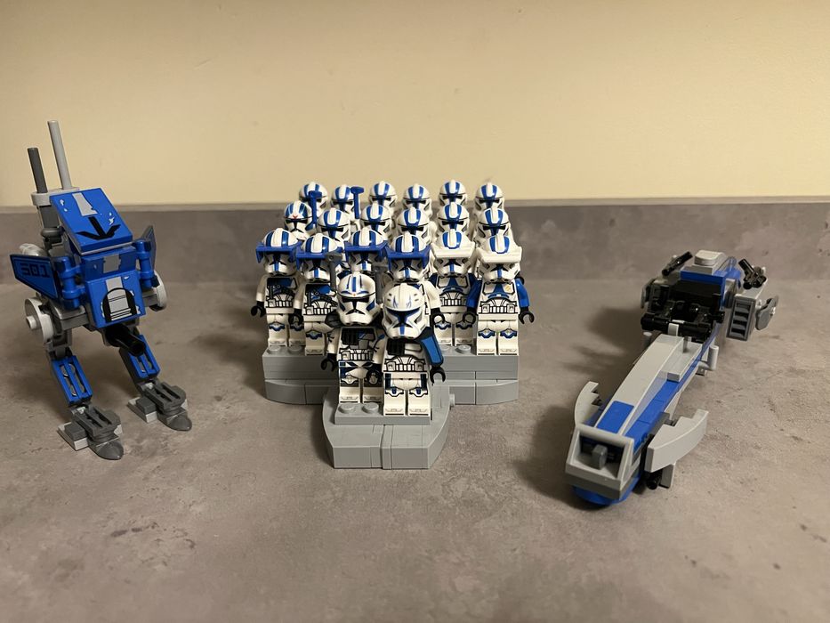 LEGO Star Wars figurki klony 501st legion i pojazdy