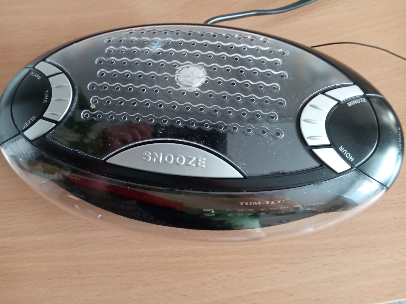 Radio- budzik: TOM-TEC ACR 330  ) :) :) :)