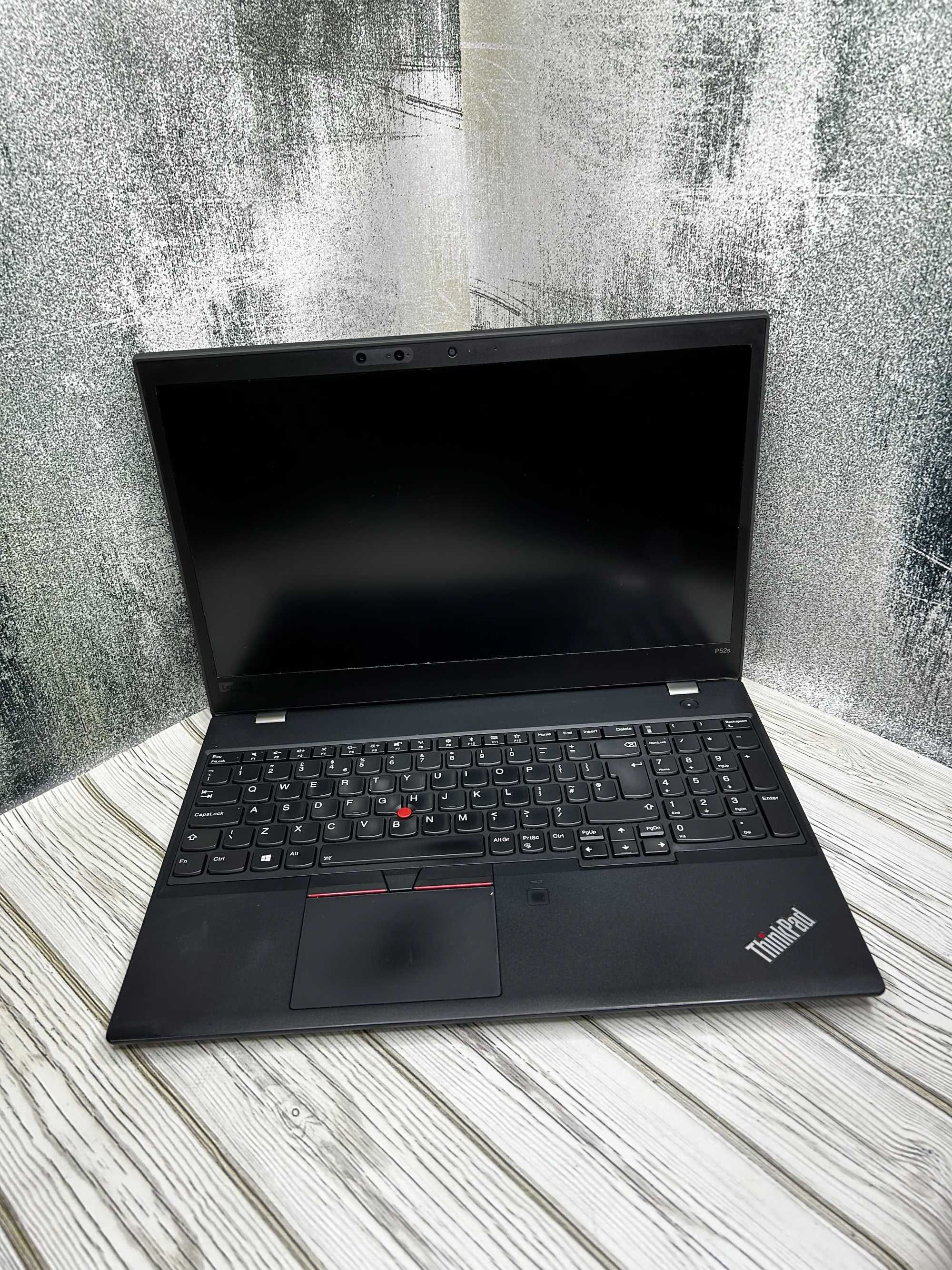 Ноутбук Lenovo ThinkPad P52s NVIDIA Quadro P500 2 GB\i7-8650U\SSD 256